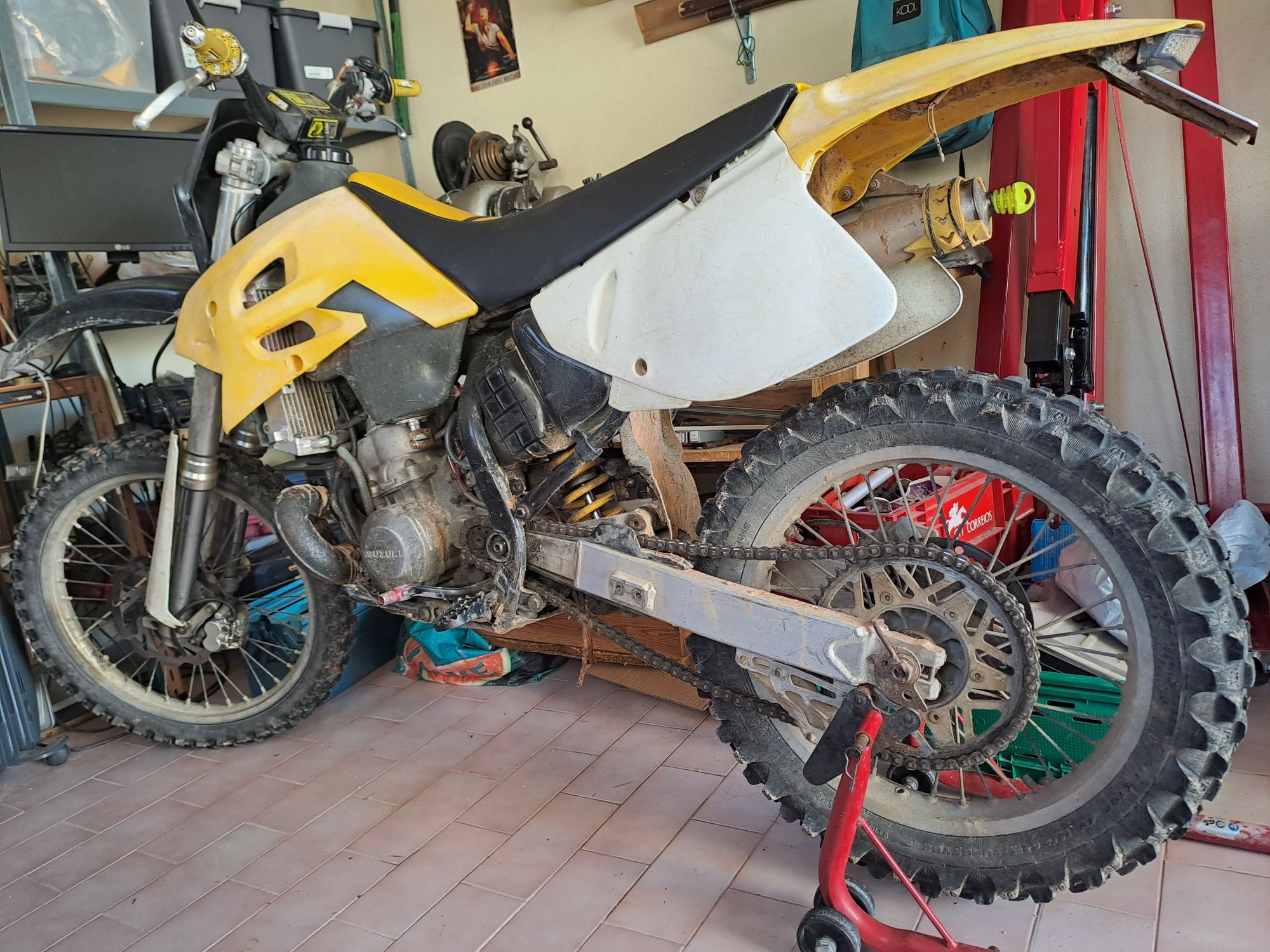 Suzuki RMX 250 Matriculada 51HP