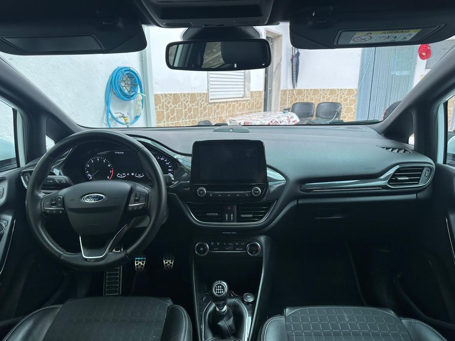 Ford fiesta active turbo