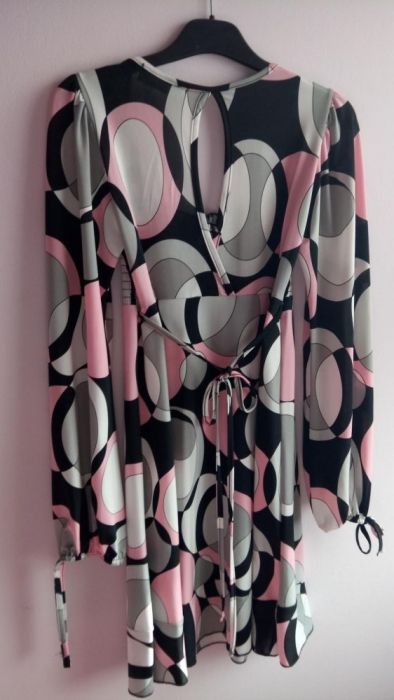 Damska sukienka mini