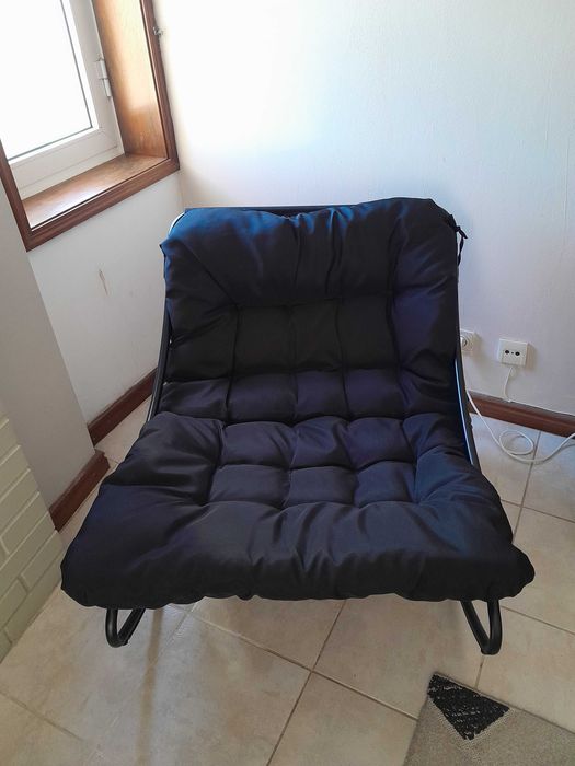 Cadeira de balanço de ferro