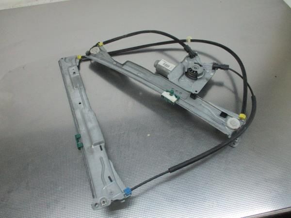 Elevador vidros frente direito RENAULT Clio III (BR0/1, CR0/1)