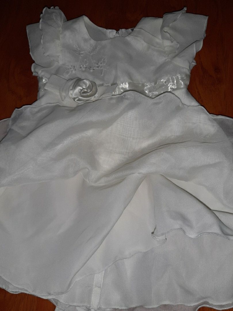 Праздничное платье белое на годик