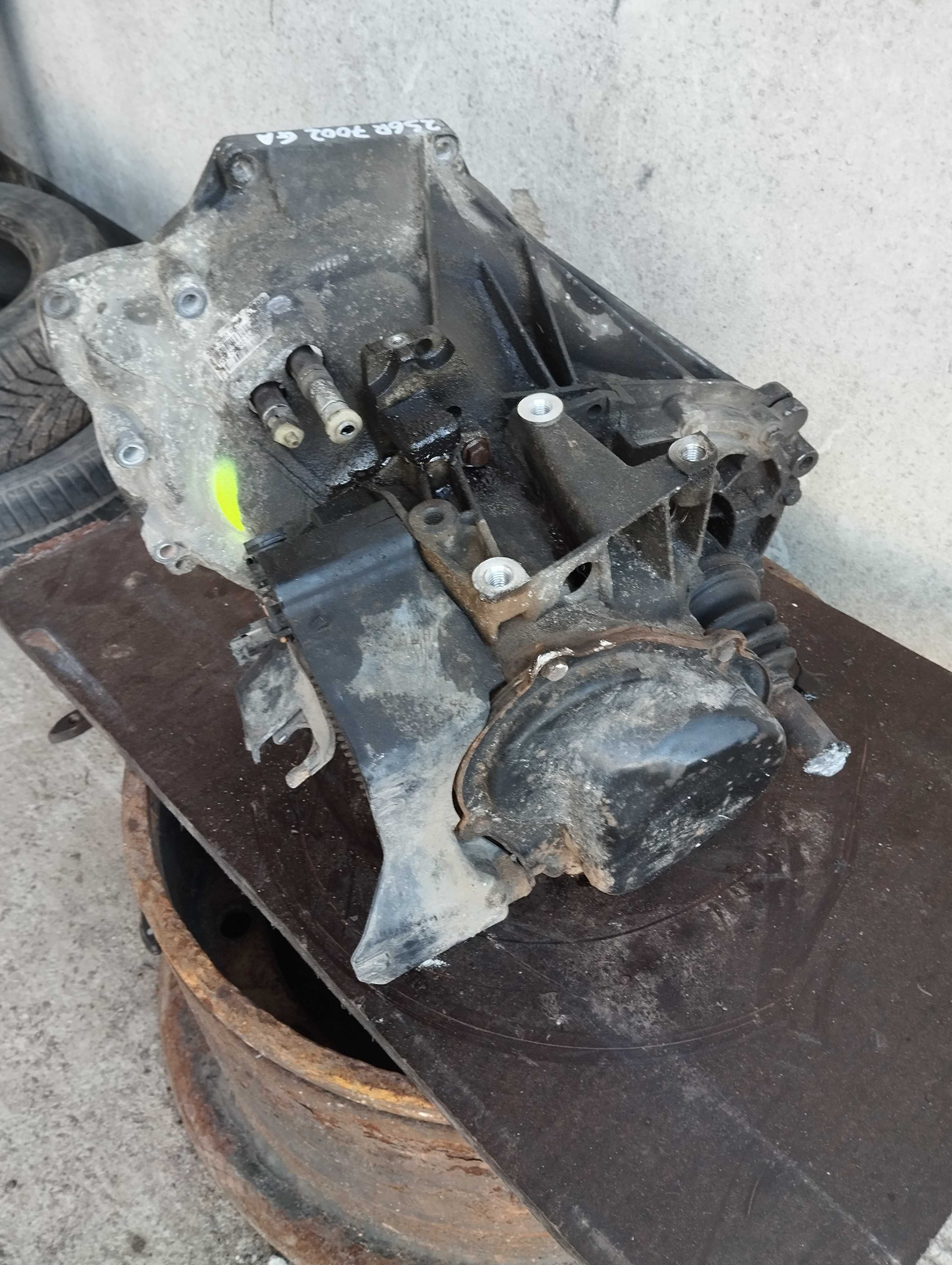 Skrzynia biegów 2S6R7002GA Ford fusion fiesta MK6 1.6b