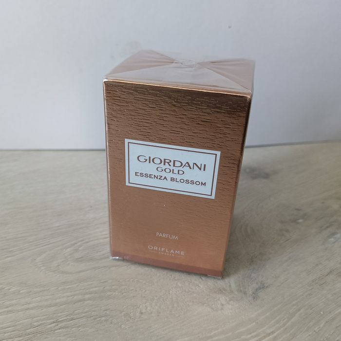 Giordano gold essenza blossom