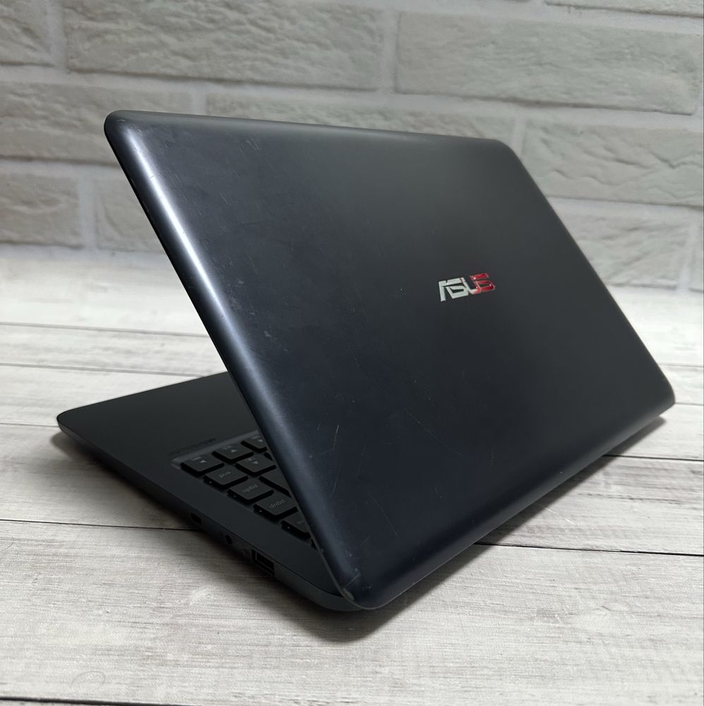 Ноутбук Asus EeeBook E402SA 14’’ FHD Celeron N3060 4GB ОЗУ/ 64GB eMMC