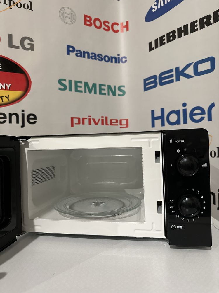 Нова мікрохвильова піч/ мікрохвильовка Kumtel HM-01 Німеччина