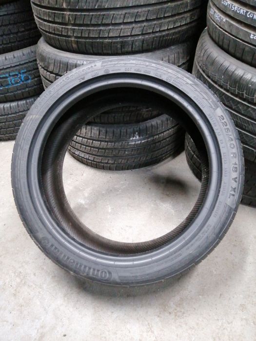 Opona 225/40R18 92 Y XL Continental ContiPremiumContact 5 (180 netto)