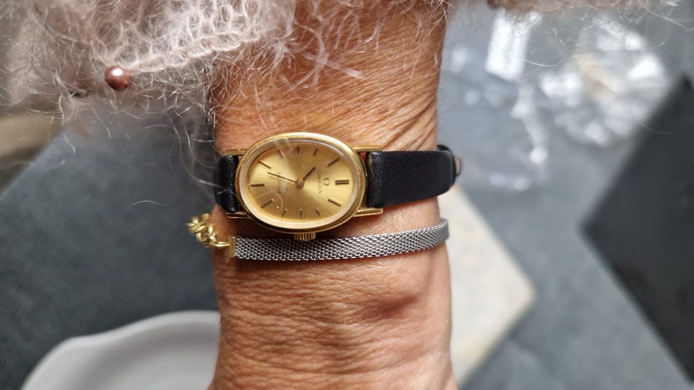 Zegarek damski omega