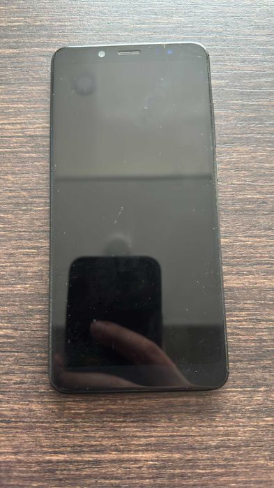 Cмартфон Xiomi Redmi Note 5 3/32 gb