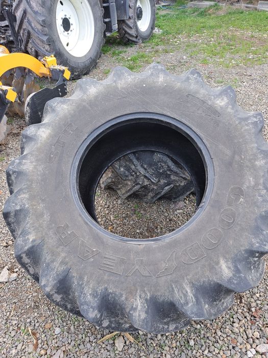 Opony do kombajnu opona 23.1 r30  620 75 r30
