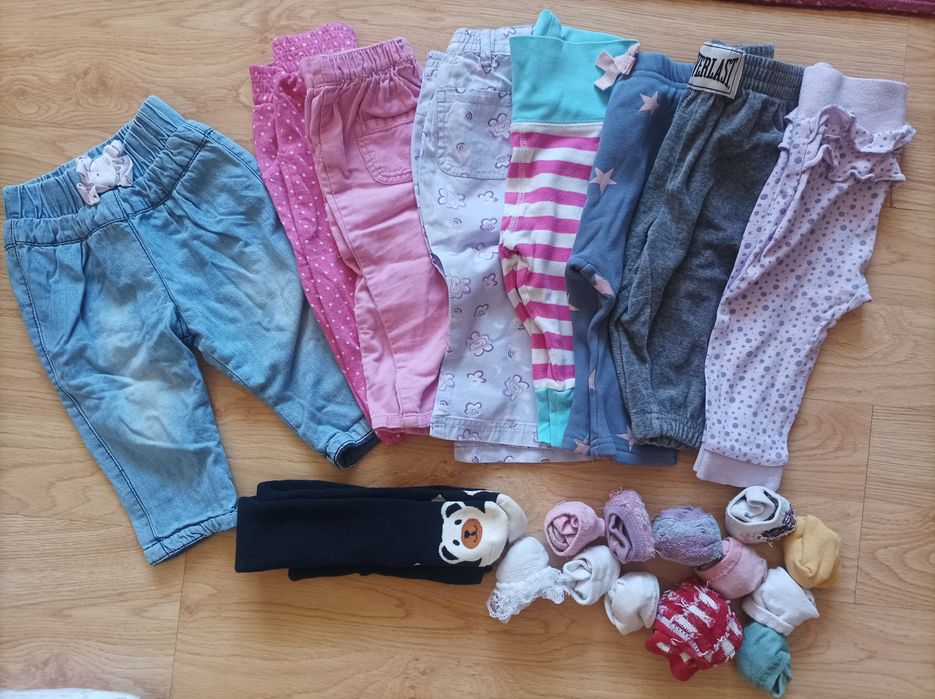 Paka ubrań 74/80 dla dziewczynki