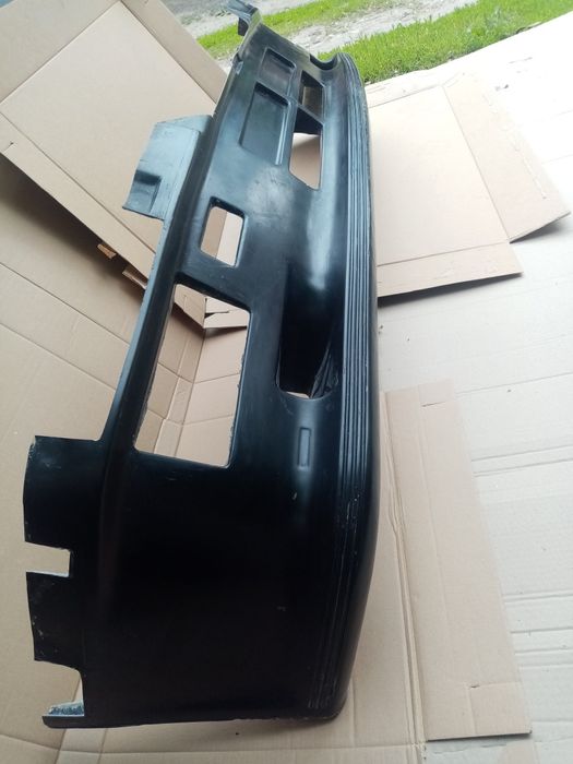 Обвес BMW e30, бампер, накладки на пороги, спойлер m tech