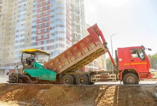 Асфальтування. Ваш шлях до надійних доріг! Благоустрій територій.