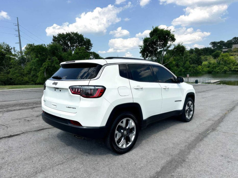 Jeep Compass      2021