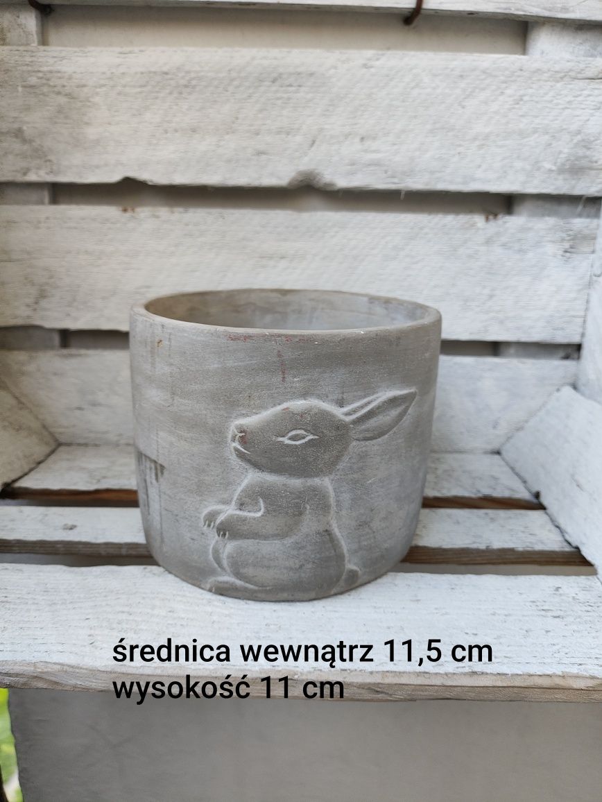 Doniczka osłonka na kwiaty ceramiczna