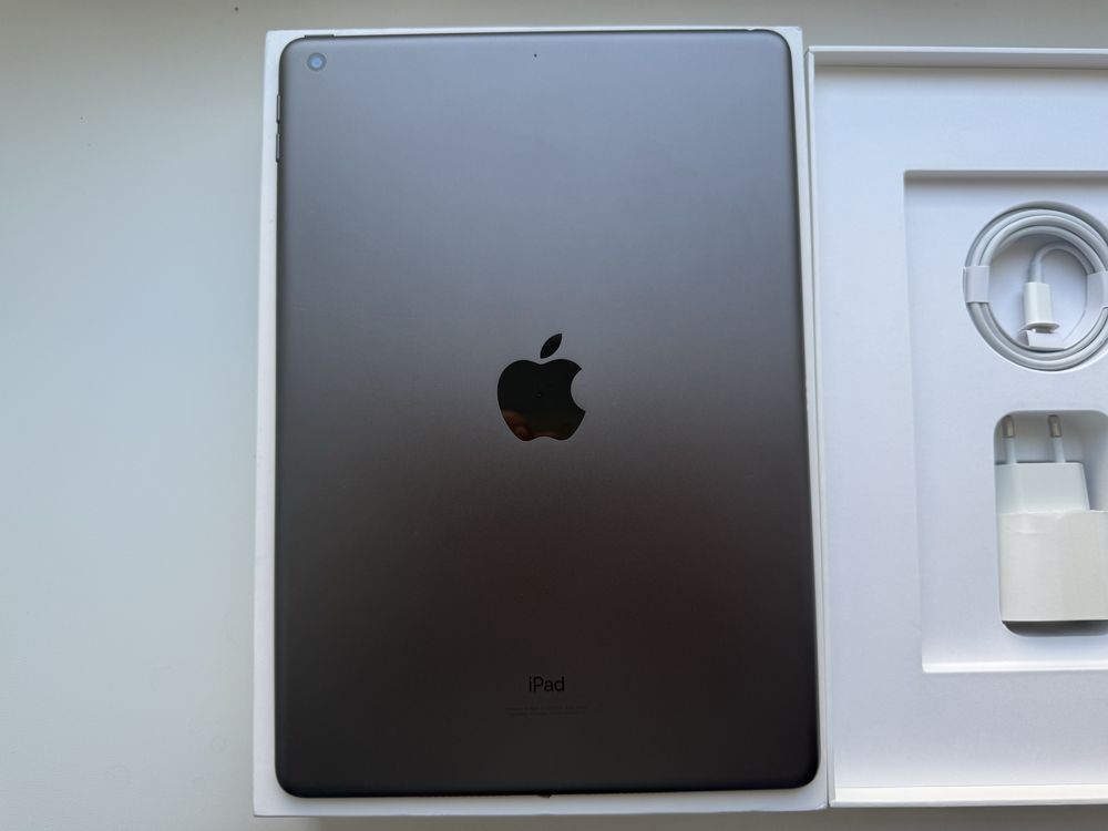 Apple iPad 9th 64gb Gray 100%