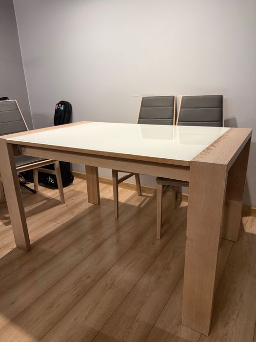 Stół Paged drewniany rozkładany do 210 cm