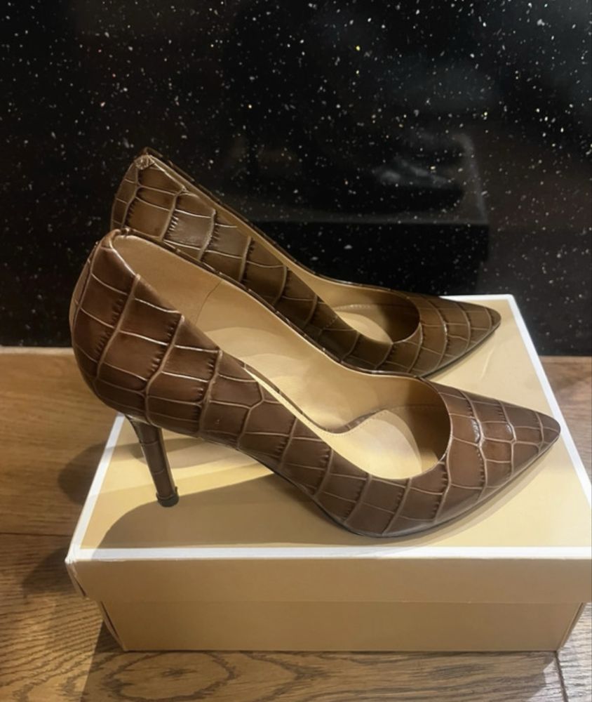 Michael Kors skórzane czółenka roz. 37,5