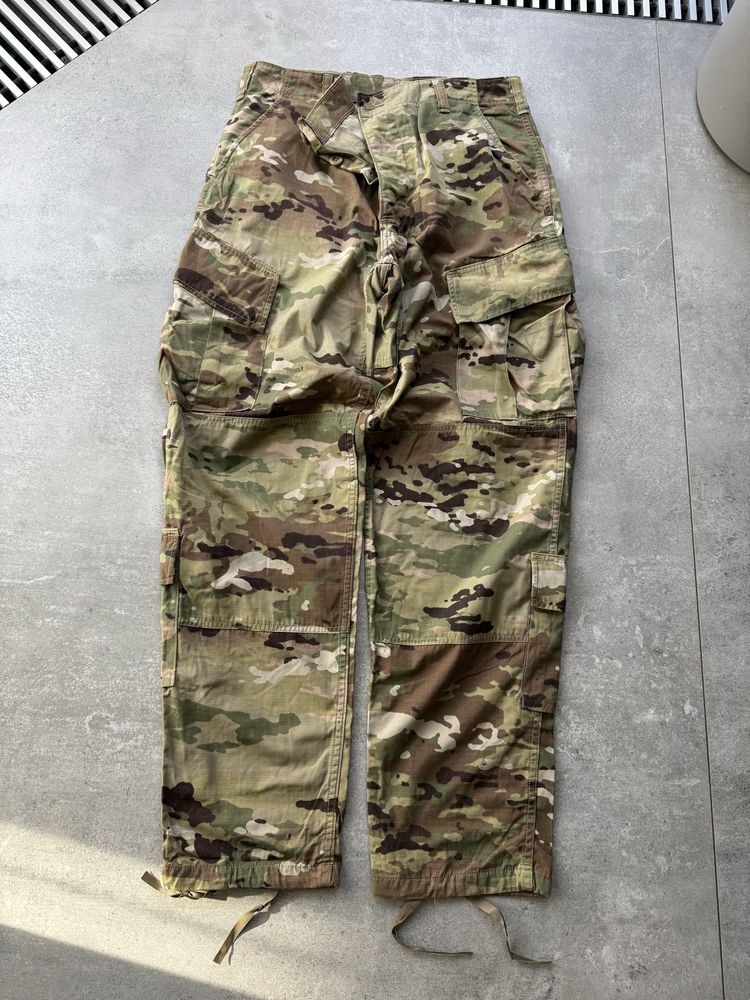 Spodnie US Army kontrakt OCP Scorpion/Multicam Medium Regular jak nowe