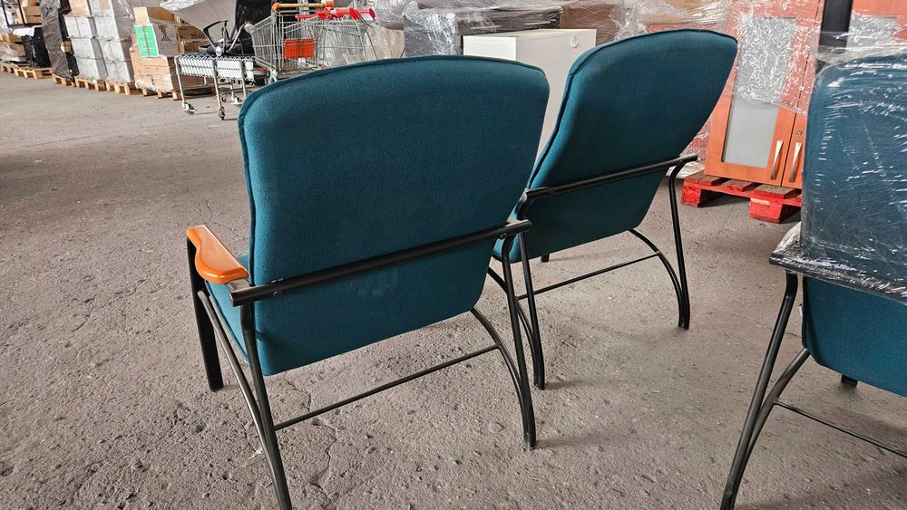2 Fotele  BIUROWE prezesowskie eleganckie - materiałowe stan BDB