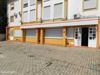 Loja / Estabelecimento Comercial em Alter do Chão de 132,00 m2