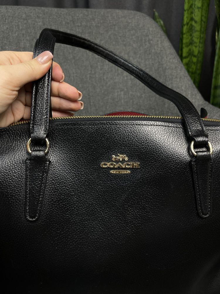 Оригінальна шкіряна сумка coach tatum carryall bag