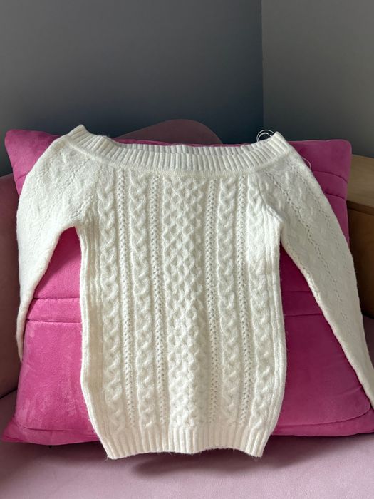 Светр жіночий теплий