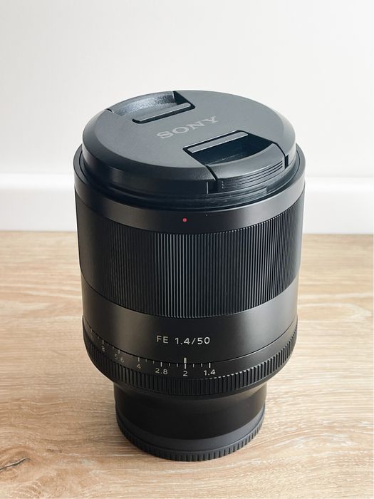 Sony FE 50mm f/1.4 ZA Planar