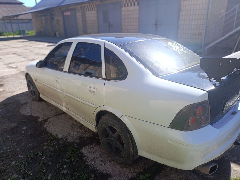 Продам авто на боєвому ходу