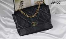 Mala Chanel pele caviar