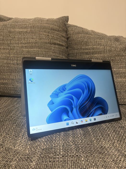 Laptop Dell Inspiron 7386 2-in-1• i7 • 16GB • 512GB • Windows 11 Pro