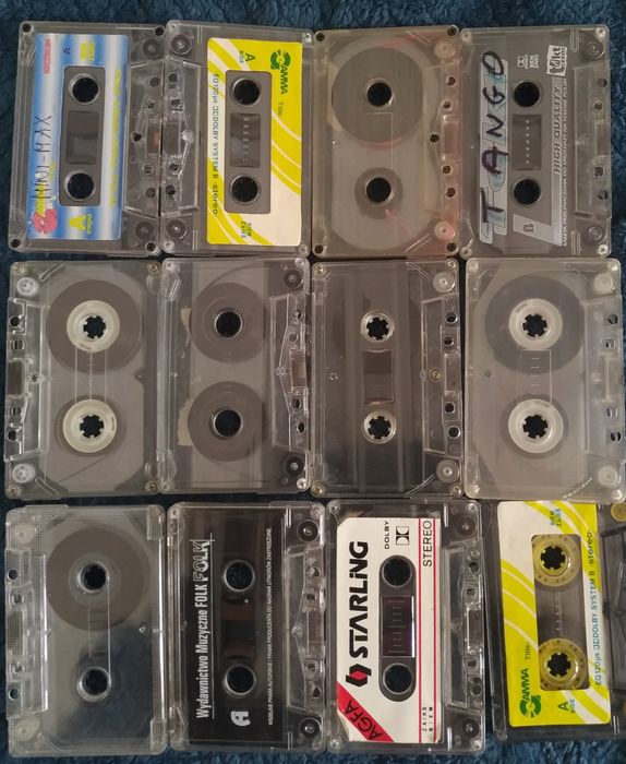 Zestaw kaset z. Muzyka ludowa . Kapele kieleckie i inne