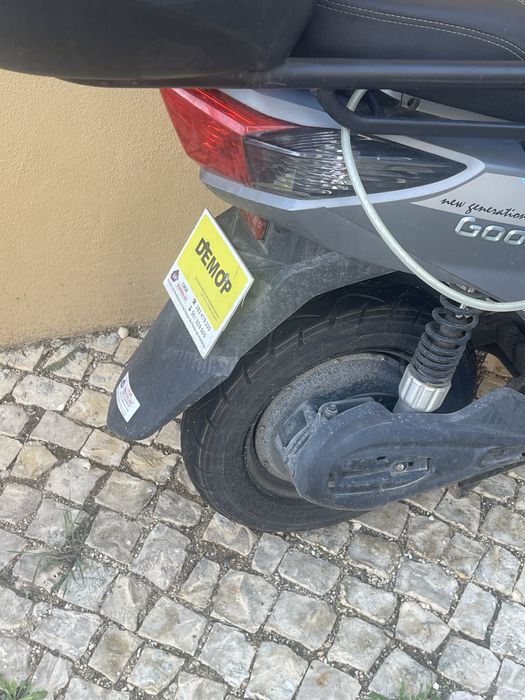 Moto eletrica TWO usada