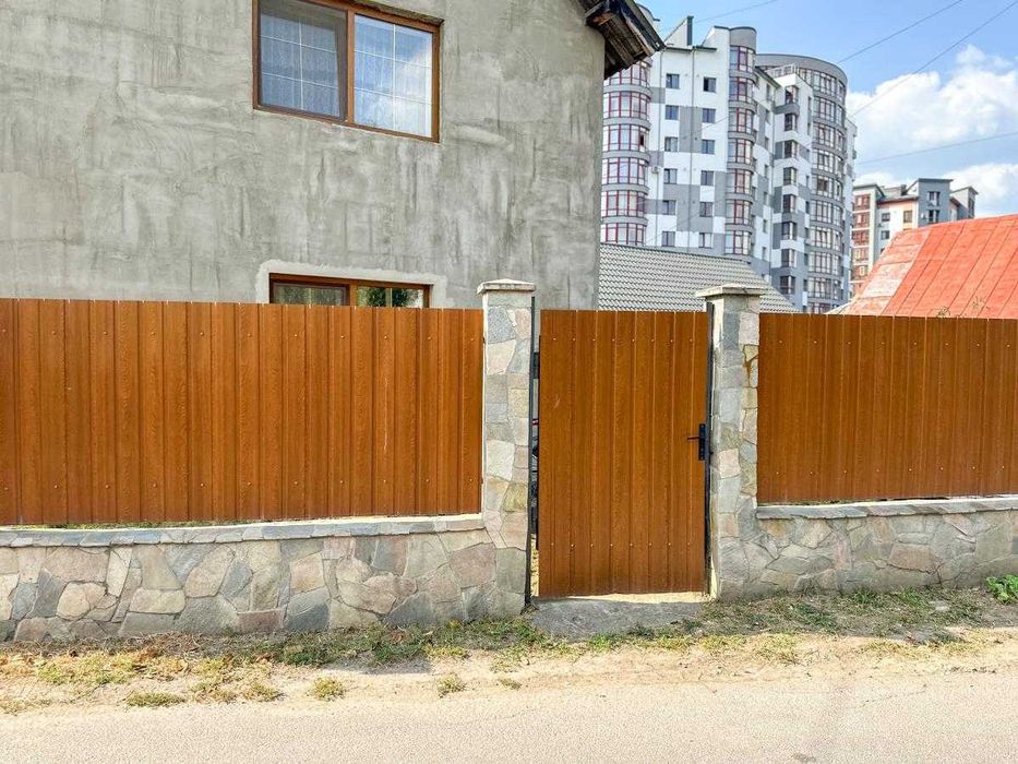 Готовий особняк з ремонтом біля ТРЦ Metro