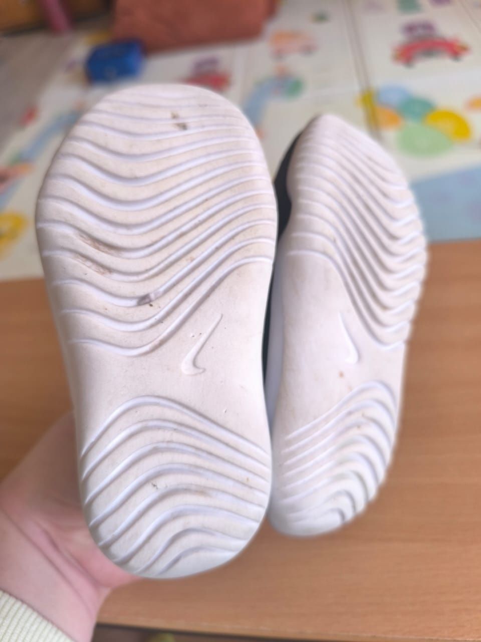 Кросівки Nike 24р