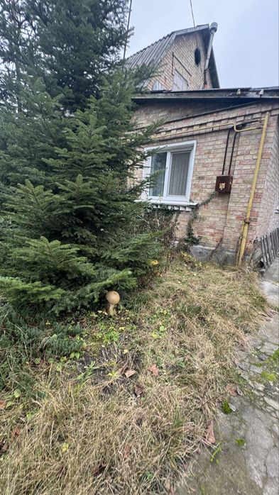 Оренда 1/2 будинку в Ірпені. 2кімнати, 7 соток