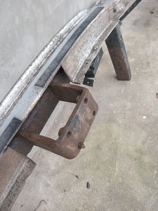 Заводське причіпне ауді а4 в6