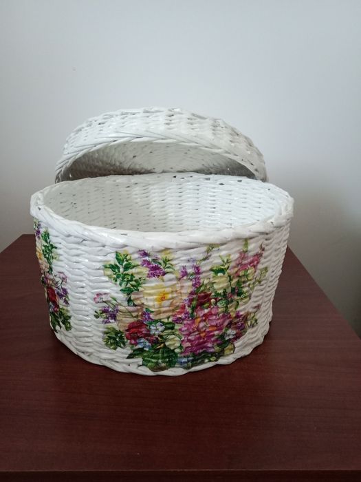 Wiklina papierowa pudelka