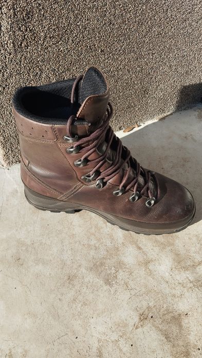 Buty wojsk specjalnych LOWA Mountain 42,5
