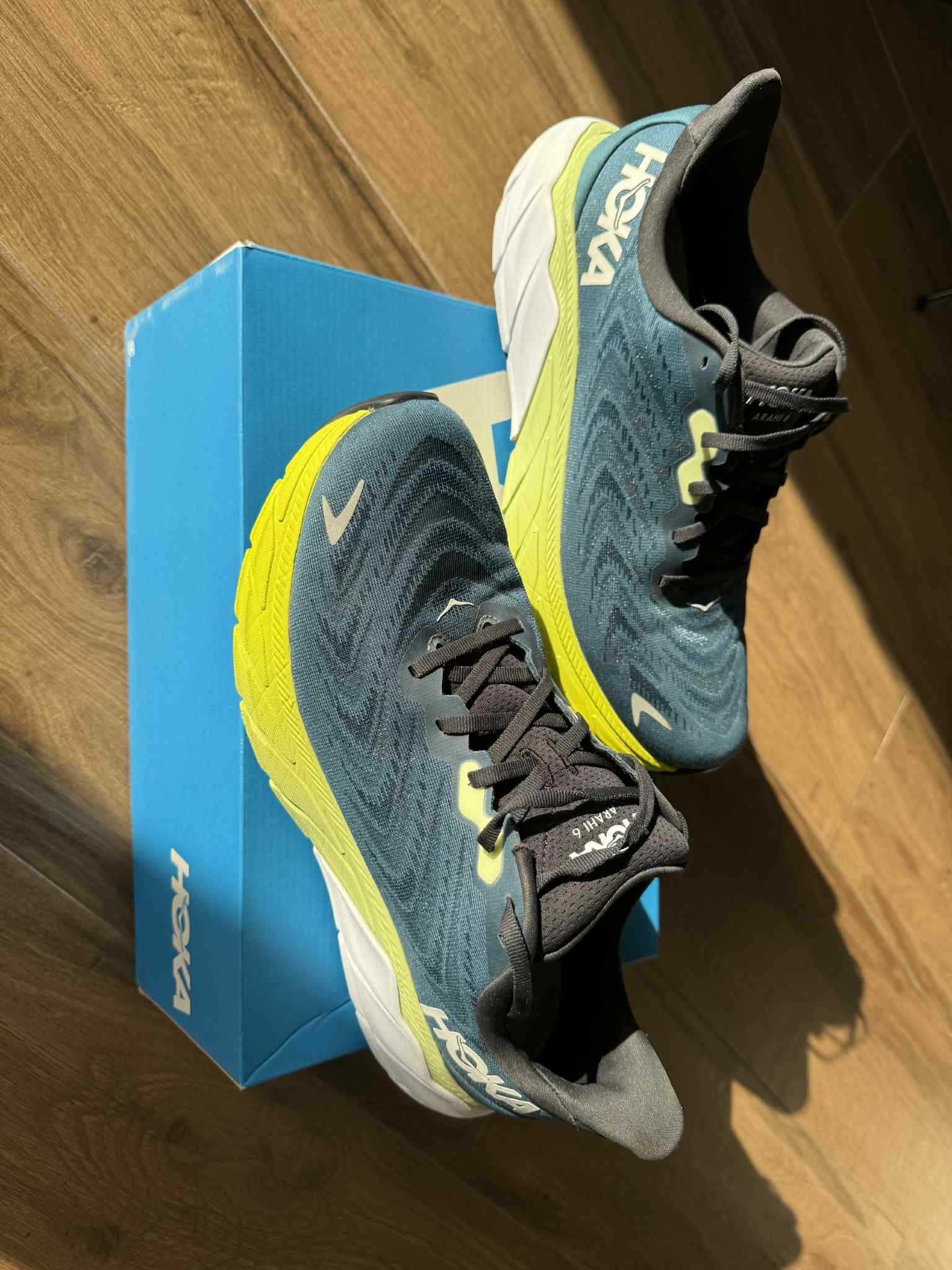Buty męskie HOKA ARAHI 6 rozmiar 44 2/3