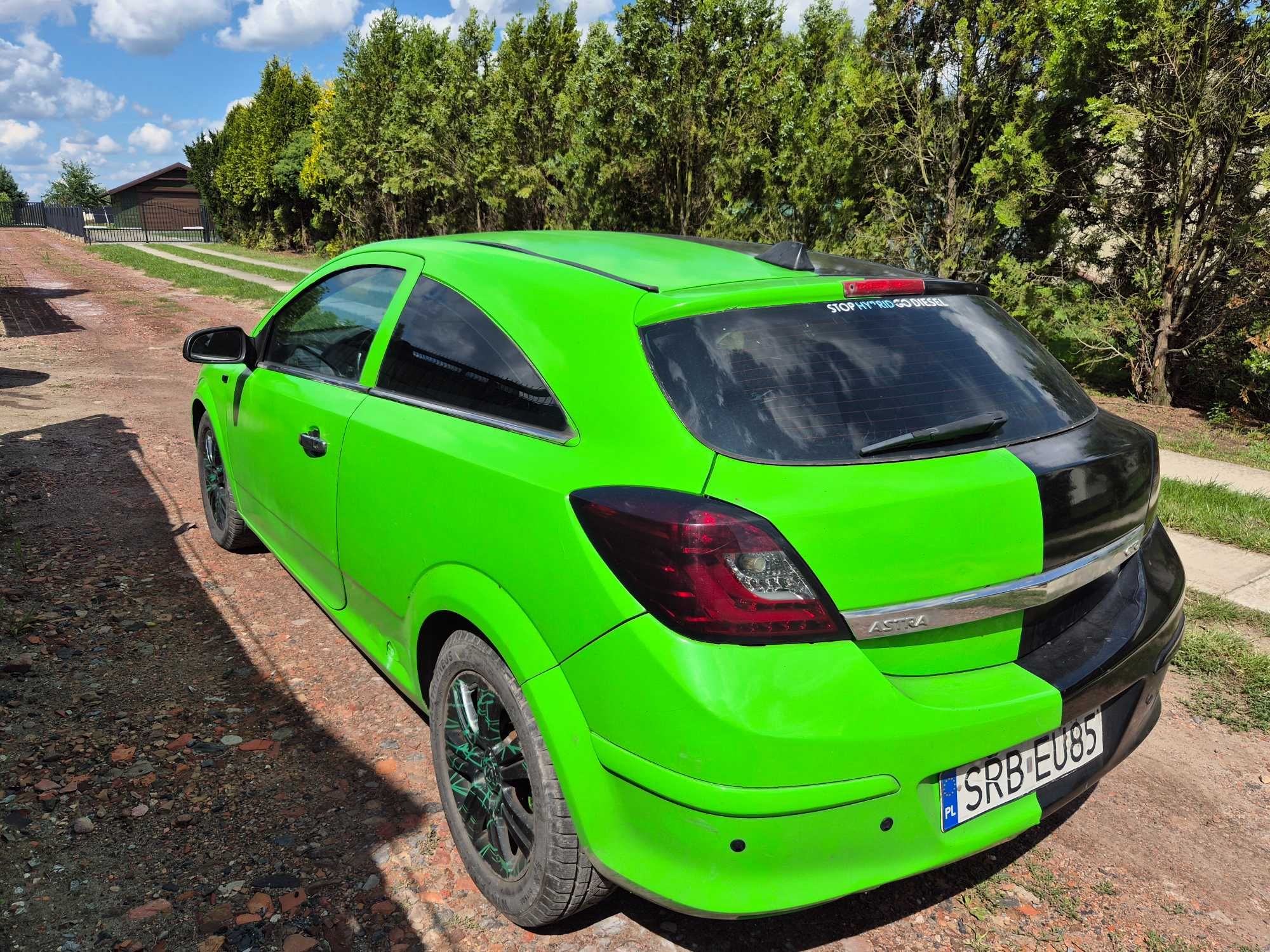 Opel astra GTC tuning  bi-xenon zdalne odpalanie silnika