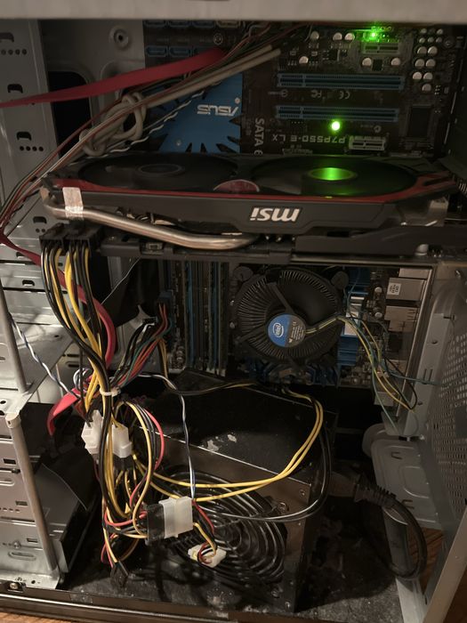 Placa de Vídeo MSI AMD Radeon R9 270X Gaming