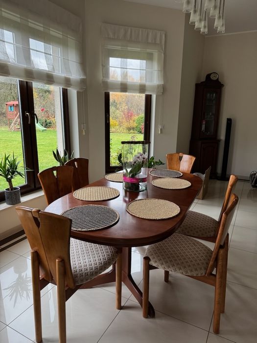 Stół do jadalni drewno