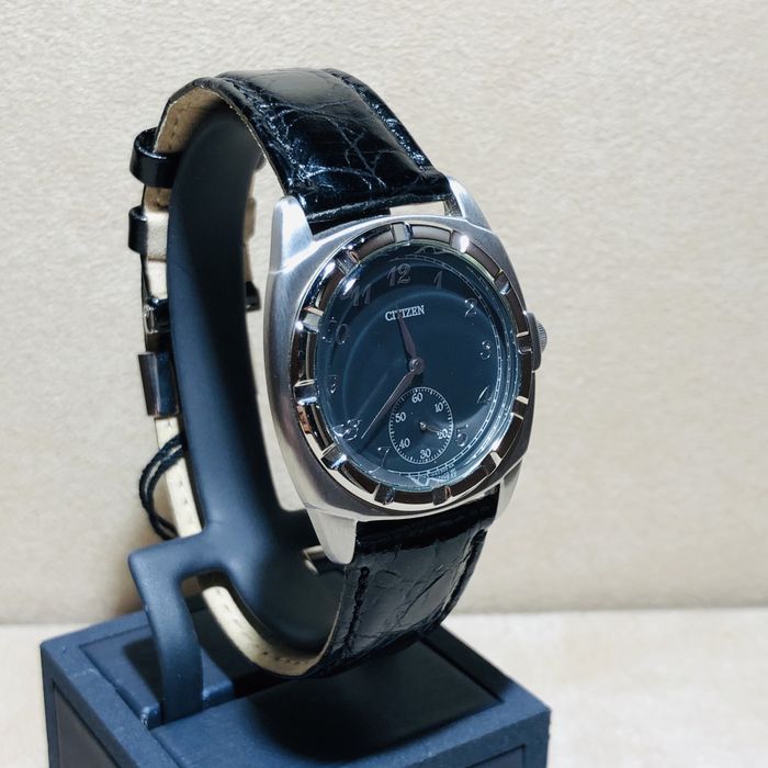 Citizen Quartz #AD4310-33E - Nunca Usado Com Etiqueta