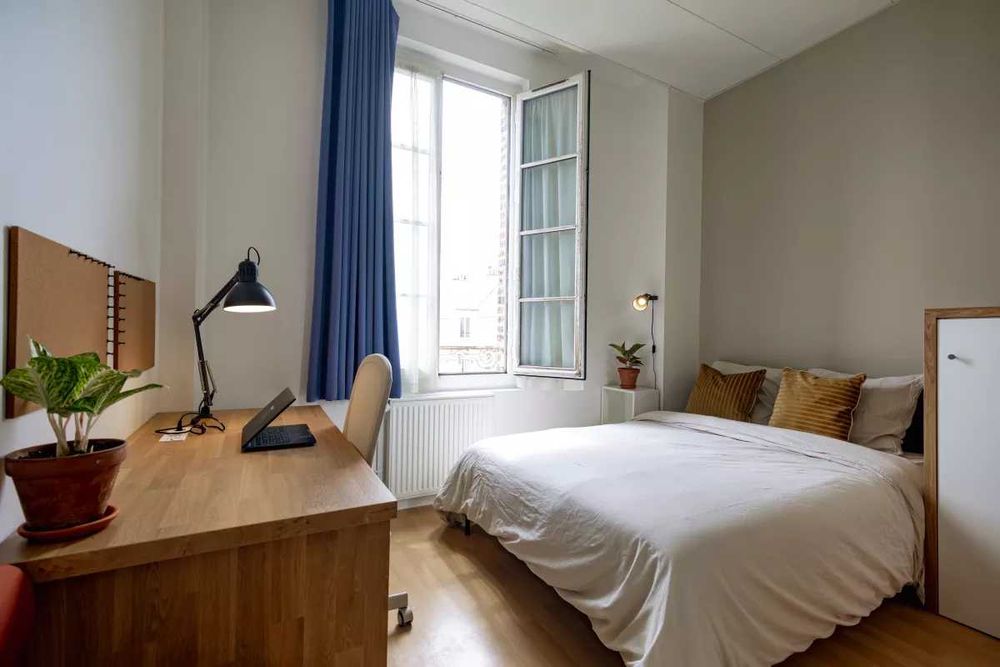 Quartos no Centro lisboa.. Para Solteiro. Metro Saldanha