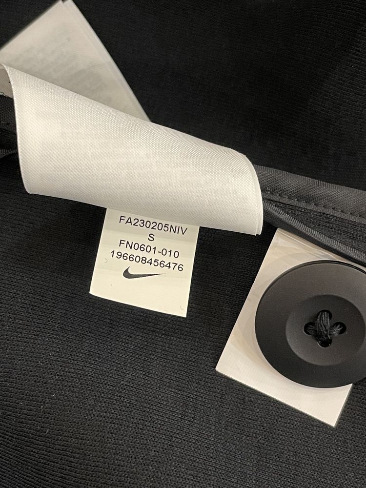 Чоловічий Тренч Nike m nk tch flc re trench jkt