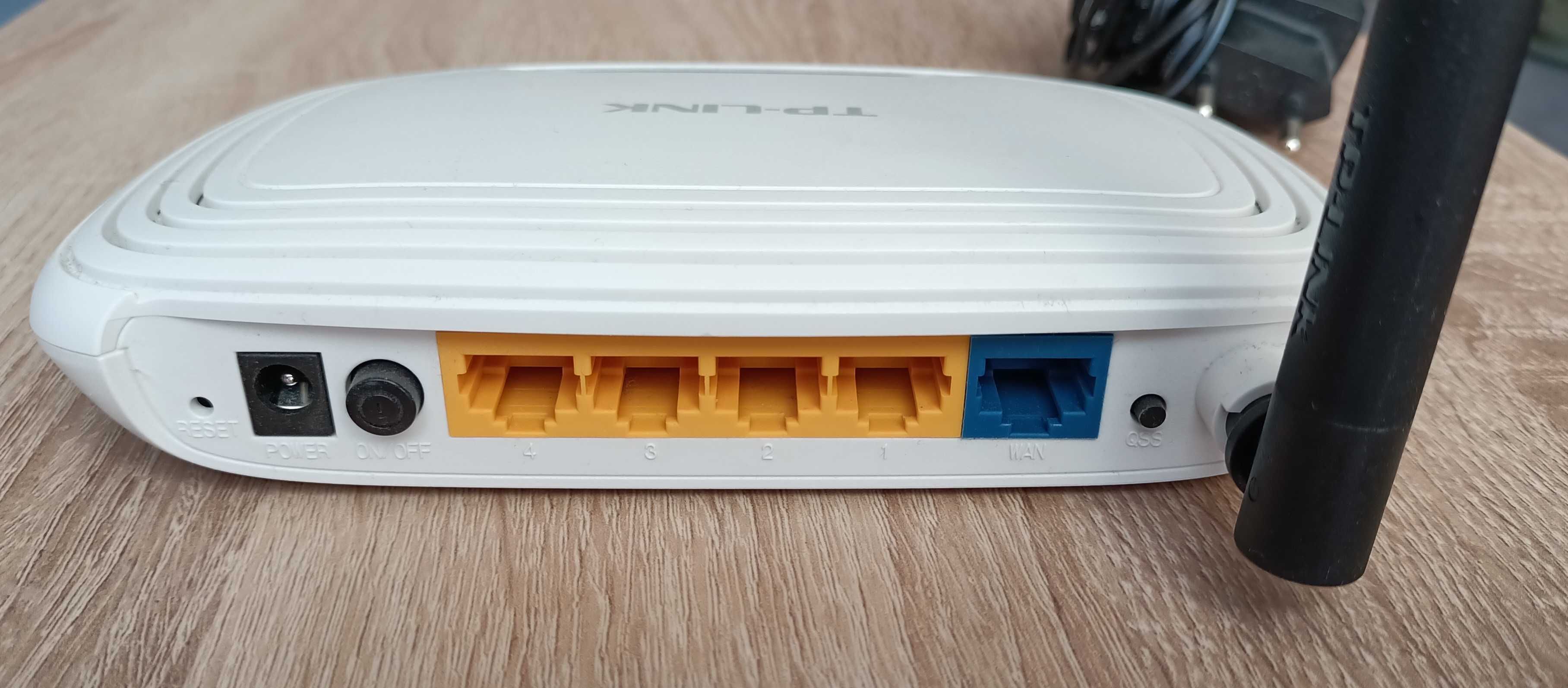 Router TP-Link TL-WR740n 802.11b/g/n 150Mb/s