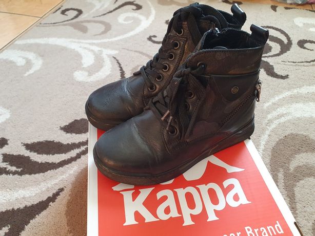 Продам осенне-весенние кожаные ботинки на мальчика фирмы Kappa р.31