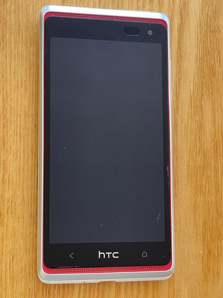 Продам смартфон  HTC Desire 600 dual sim