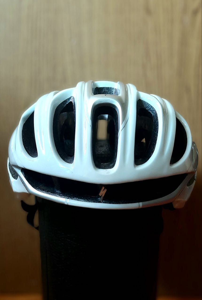 Вело шолом Specialized
